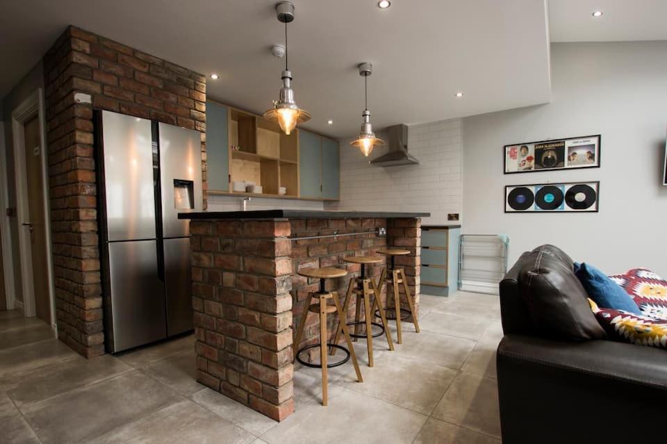Modern City Centre Rooms Дублин Экстерьер фото